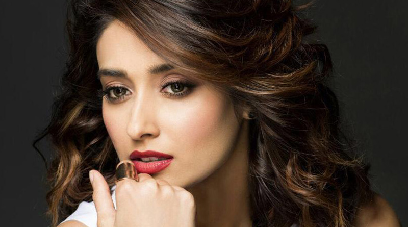 ‘কাস্টিং কাউচ নিয়ে কথা বললেই কেরিয়ার শেষ’