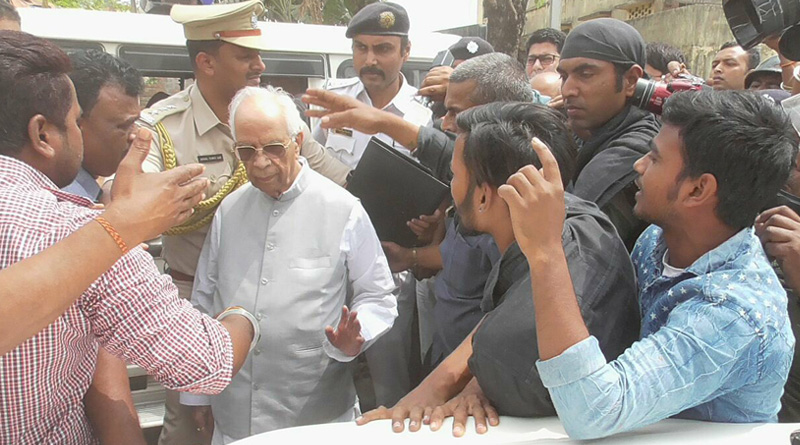 আসানসোলের মানুষকে শান্তি বজায় রাখার অনুরোধ রাজ্যপালের