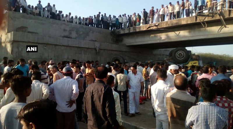 Gujarat: Truck turns turtle, 26 killed