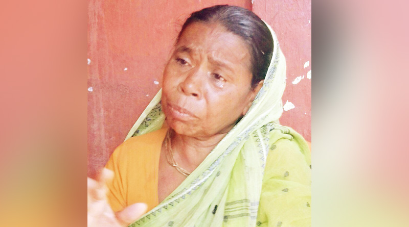 খেতে না দিয়ে মারধর করে ছেলে, স্বেচ্ছামৃত্যু চান মা