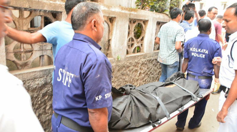 এই প্রযুক্তিতেই মায়ের দেহ সতেজ রেখেছিলেন শুভব্রত
