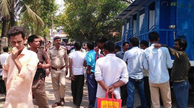 West Bengal Panchayat polls: Bombs hurled in Birbhum