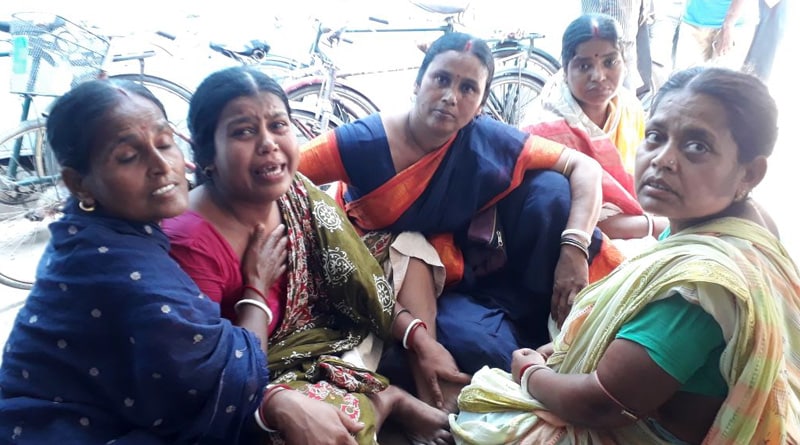 বাবার ঠিক করা পাত্র না প্রেমিক, টানাপোড়েনে গায়ে আগুন দিয়ে আত্মঘাতী কলেজ ছাত্রী