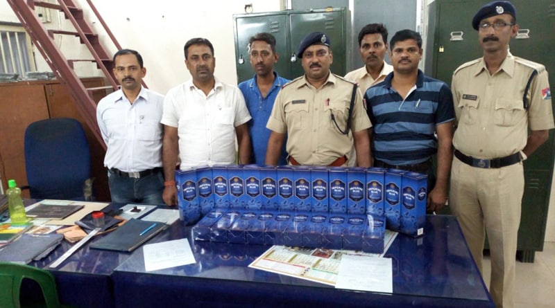 চেকিংয়ের আতঙ্কে ব্যাগ ফেলে দৌড় যাত্রীর, হাওড়া স্টেশনে বোমাতঙ্ক