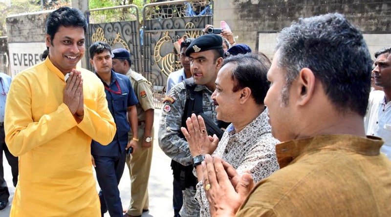 বক্তব্যে অনড় থেকে সমালোচকদের একহাত নিলেন বিপ্লব দেব