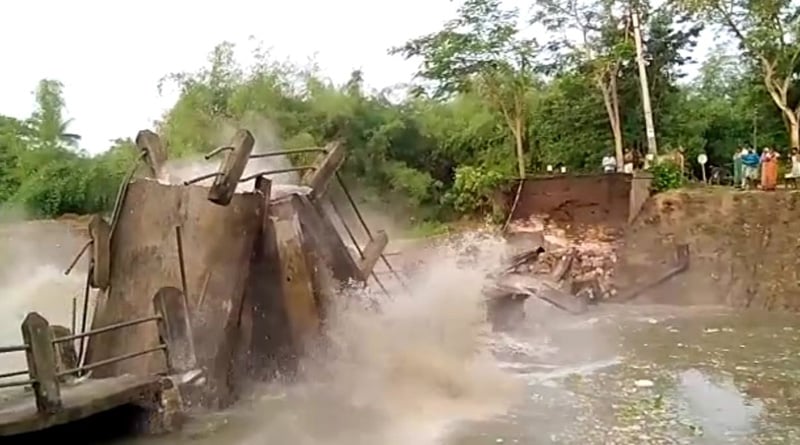 Bridge collapses in Jagatballavpur, locals blame illegal dredging