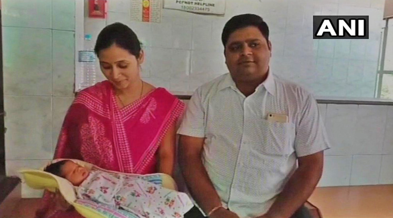 রেকর্ডের নেশা! শিশুর জন্মের দু’মিনিটের মধ্যেই তৈরি আধার কার্ড