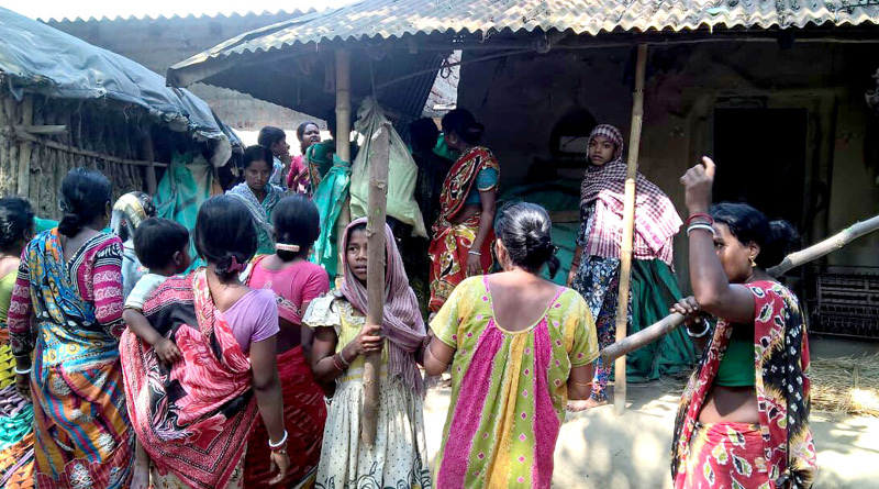 পুলিশে আস্থা নেই, সুস্থ সমাজ গড়তে লাঠি হাতে অভিযানে মহিলারাই