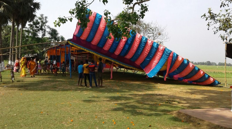 ঝড়ের দাপটে মন্দিরের চূড়া ভেঙে মৃত ২, আহত ২০