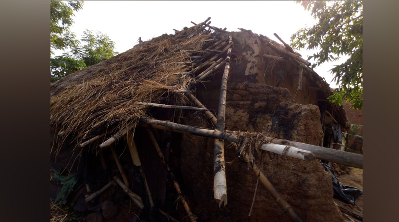 পুড়িয়ে মারতে তৃণমূল প্রার্থীর বাড়িতে আগুন, অভিযোগ বিজেপির বিরুদ্ধে