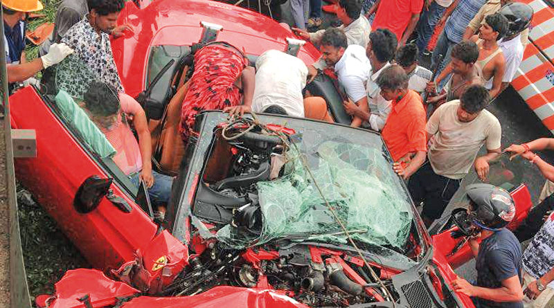 Forensic department probes multi-crore Ferrari crash on Kolkata road