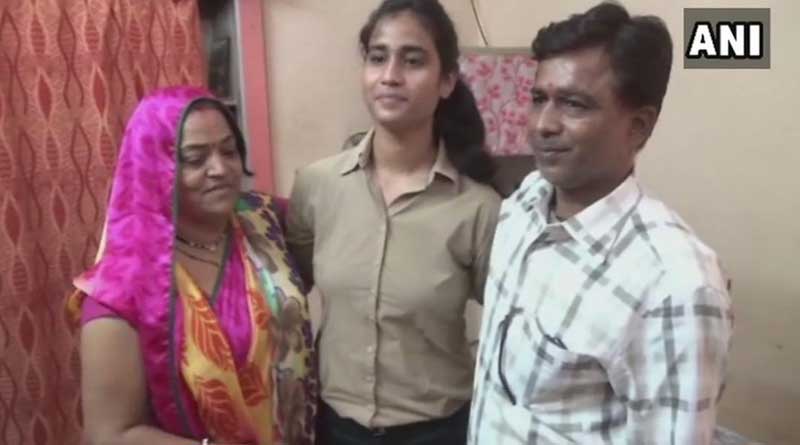 ইচ্ছাশক্তির জোরে আকাশে উড়ান দেবে চা-বিক্রেতার মেয়ে আঁচল
