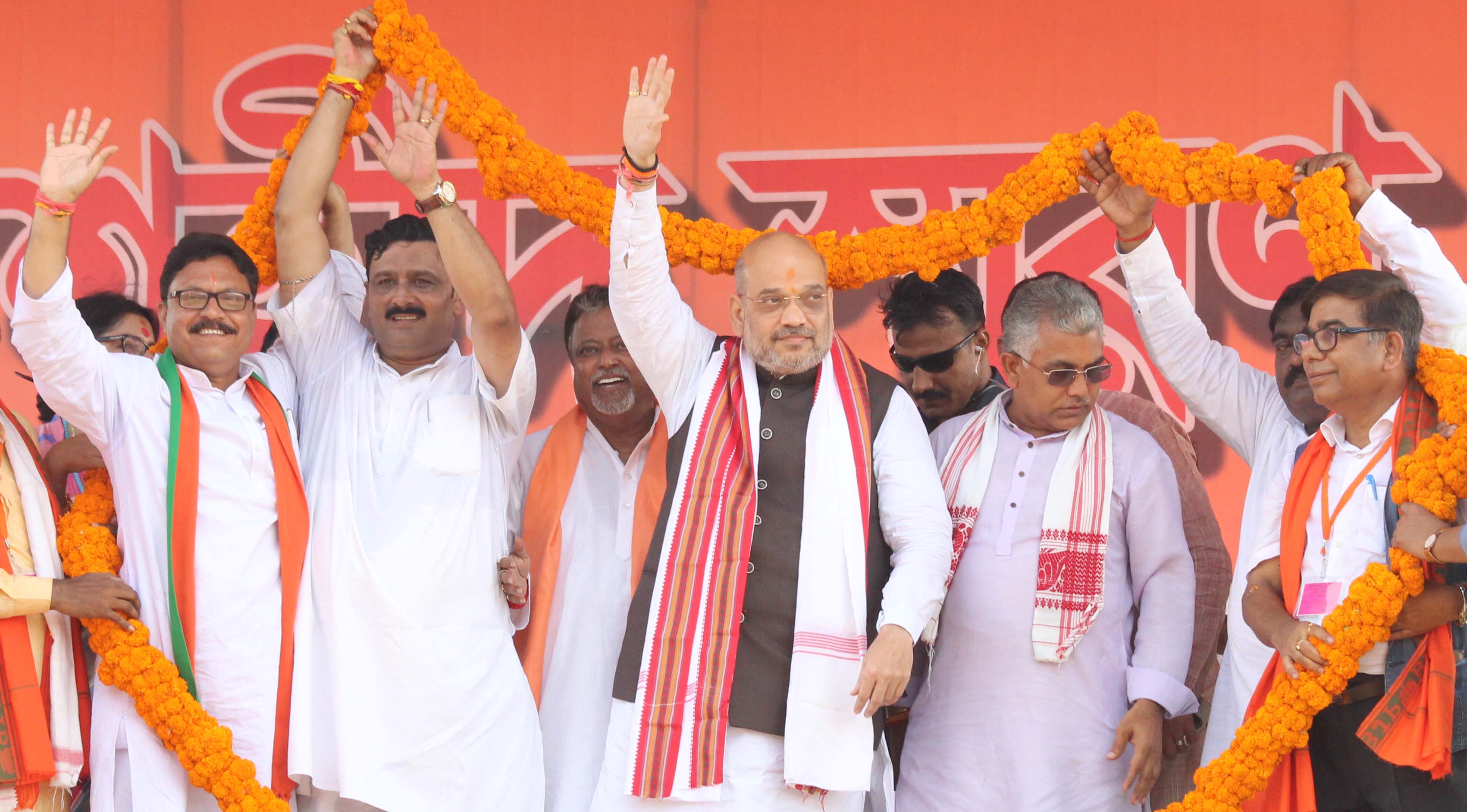 অমিতের সাক্ষাতের পরই তৃণমূলে পুরুলিয়ার ২ পরিবার, অস্বস্তিতে রাজ্য বিজেপি
