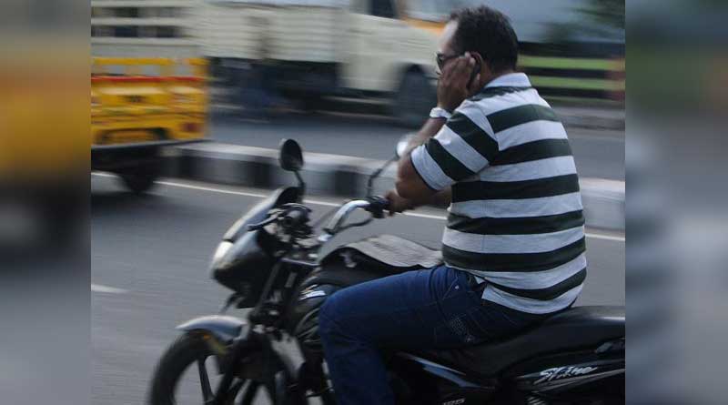 Riders without helmet to face penalty heat in Kolkata | Sangbad Pratidin