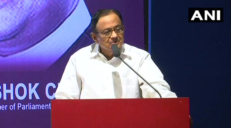 ভারতীয় অর্থনীতি গাড়ি হলে এখন তিনটে চাকাই অকেজো, তোপ চিদম্বরমের