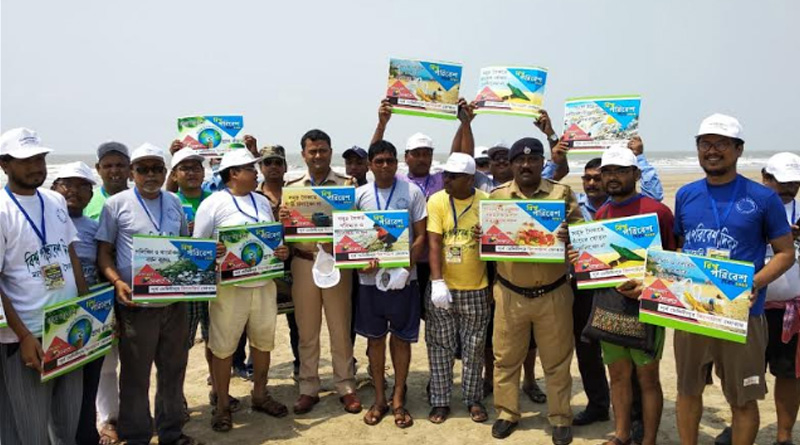 Journalists launch cleanliness drive at Mandarmani sea beach