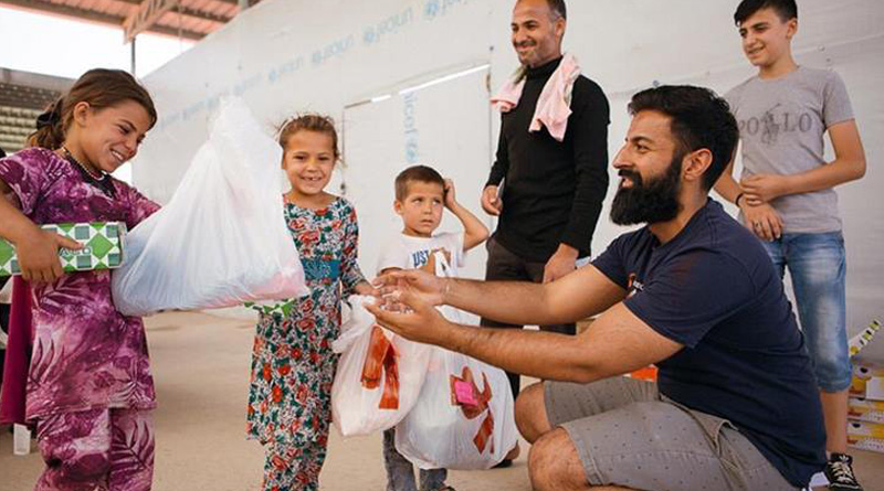UK Sikh organization gives Eid gift to 500 Syrian refugees