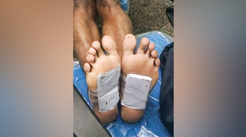 পায়ের চেটোয় লুকিয়ে সোনা পাচারের চেষ্টা,  দমদম বিমানবন্দরে ধৃত ১