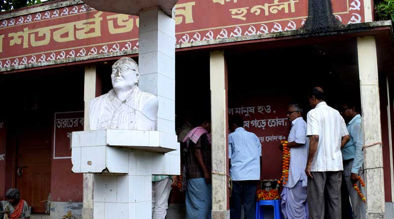 Hooghly: Statue of freedom fighter in property row