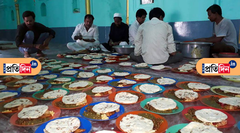 জানেন, এখন কীভাবে মুর্শিদাবাদে আয়োজন হয় নবাবি ইফতারের?
