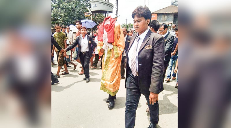 Headless man walks on Alipurduar road, magician may face heat 