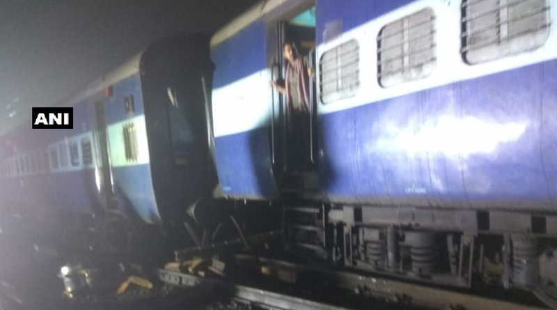 লাইনচ্যুত মুম্বই-হাওড়া মেলের তিনটি কামরা, আতঙ্কিত যাত্রীরা