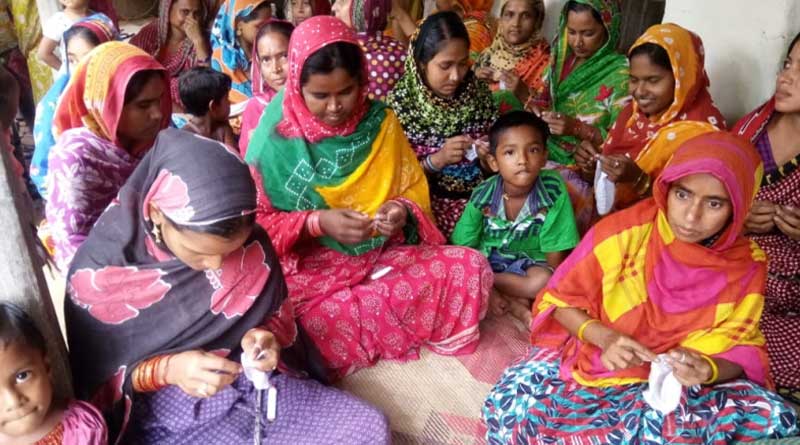 রমজান মাসে ব্যস্ততা তুঙ্গে, এবার বর্ধমানের মহিলাদের তৈরি টুপি যাচ্ছে আরবে