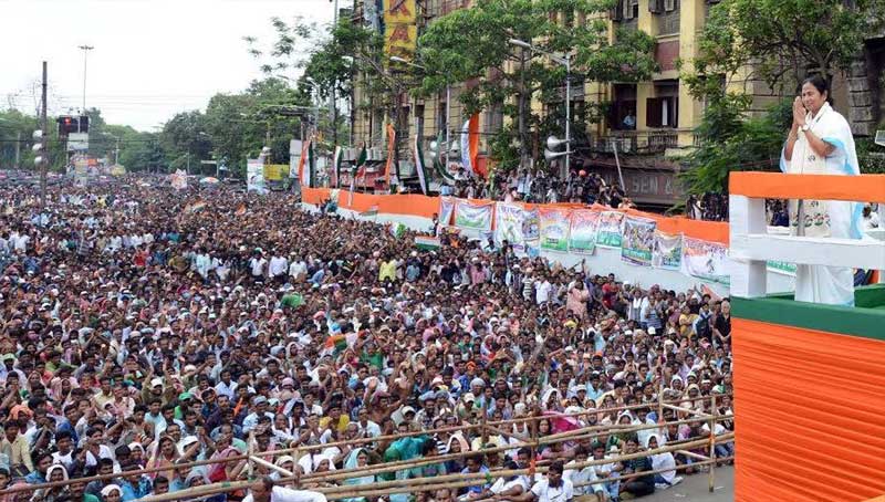 সাধারণ মানুষের হেনস্তা বরদাস্ত নয়, ২১ জুলাই বাস না তুলে নেওয়ার বার্তা মন্ত্রীর
