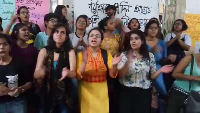 যাদবপুরে আজও অব্যাহত ছাত্র বিক্ষোভ, এখনও ঘেরাও উপাচার্য