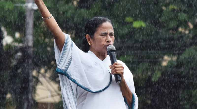 হিন্দুত্বের অপমান করছে বিজেপি, ২১-এর সভা থেকে তীব্র আক্রমণ মমতার