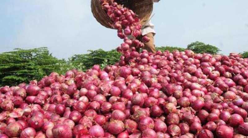 With price soaring high centre now bans onion export