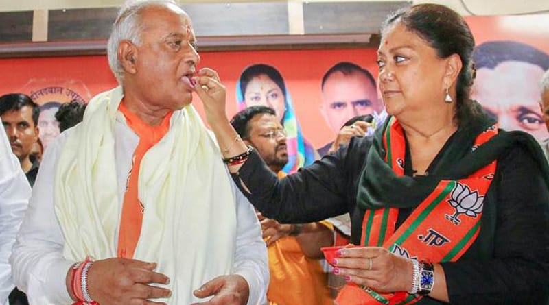‘হুমায়ুন মৃত্যুশয্যায় বাবরকে বলেছিলেন, গরুকে সম্মান করো’, বিজেপি নেতার মন্তব্যে বিতর্ক