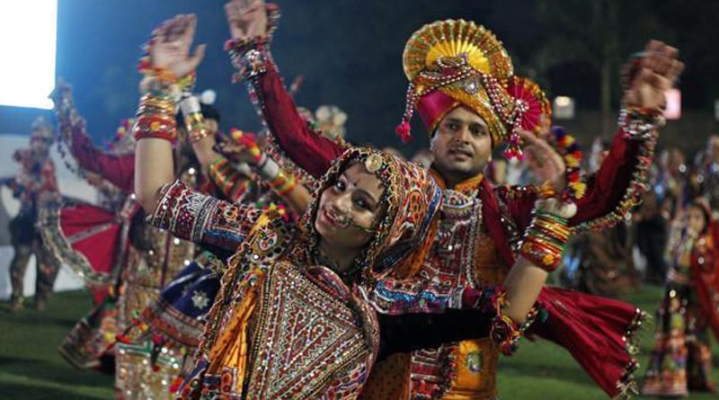 করোনা আবহে বড় সিদ্ধান্ত, এবছর গুজরাটে বাতিল গরবার সমস্ত অনুষ্ঠান