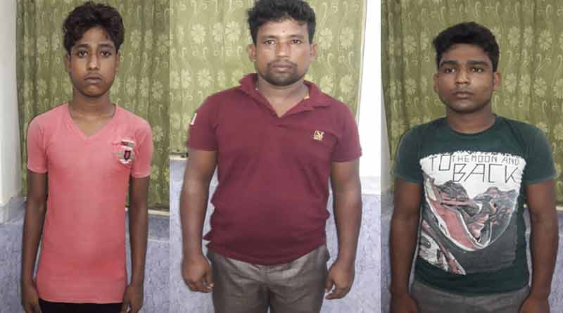  5 Held with arms in S 24 Parganas & Murshidabad