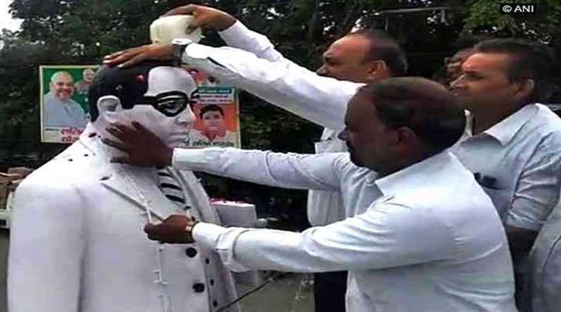 UP: BJP leader garlands Ambedkar statue, Dalit lawyer purifies it