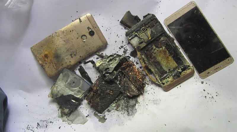 Mobile phone explodes in Kalna, youth injured