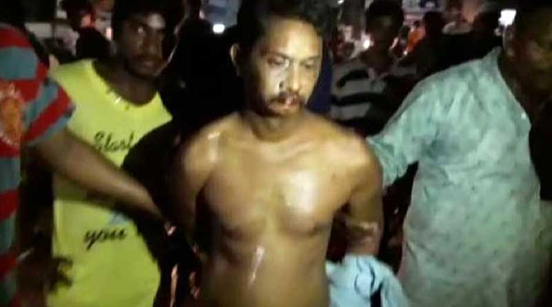 ছাত্রীকে লাগাতার ধর্ষণ, শিক্ষককে উলঙ্গ করে ঘোরালো স্থানীয়রা