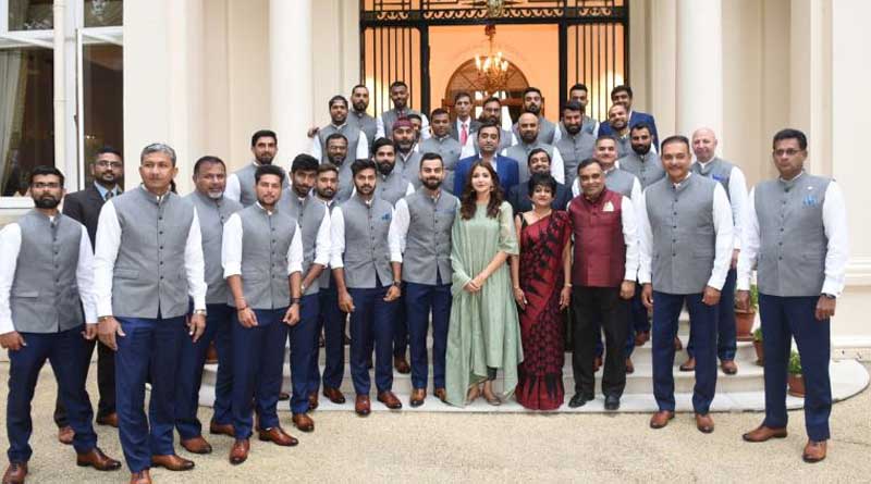 টিম ইন্ডিয়ার সঙ্গে অনুষ্কার ছবি, কী জবাব দিল বিসিসিআই?