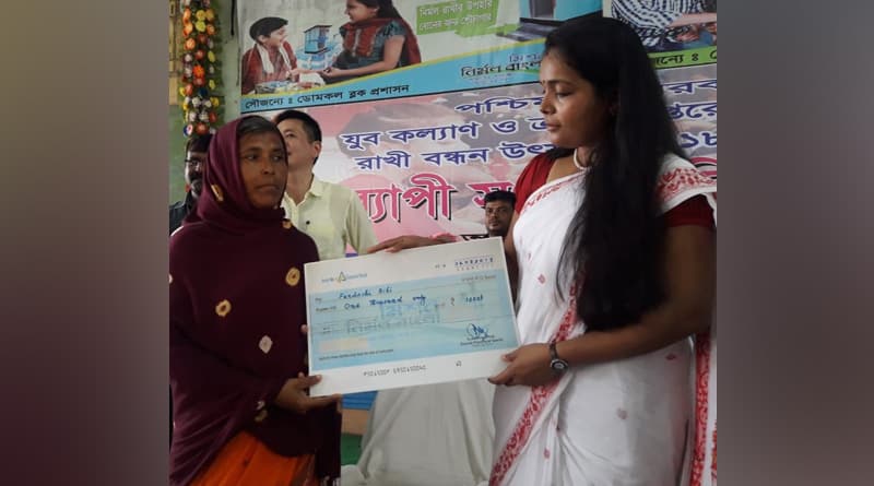শ্বশুরবাড়ি আসেন না জামাইরা, নিজের খরচে শৌচাগার তৈরি করলেন বৃদ্ধা