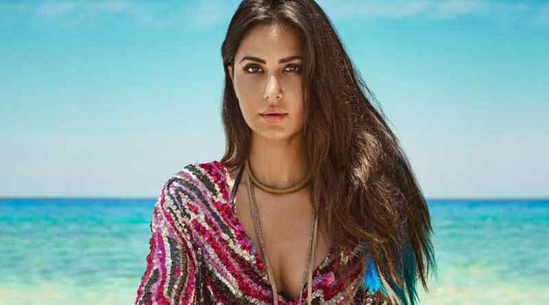 Katrina-Kaif-gets-trolled-for-doing-aarti-the-wrong-way