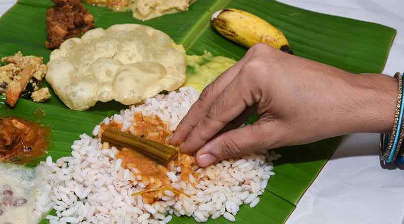 The Benefits Of Eating Food On Banana Leaves