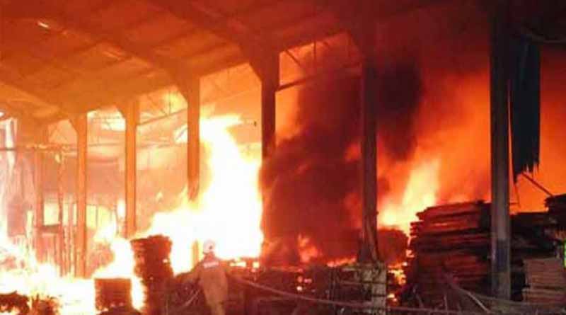 উত্তরপ্রদেশে কারখানায় ভয়াবহ বিস্ফোরণ, প্রাণ গেল বহু শ্রমিকের
