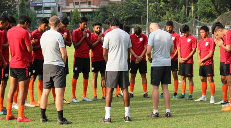 ভারত-পাক মহারণ ঢাকায়, ফুটবলারদের চাপ কাটাতে আসরে কনস্ট্যানটাইন