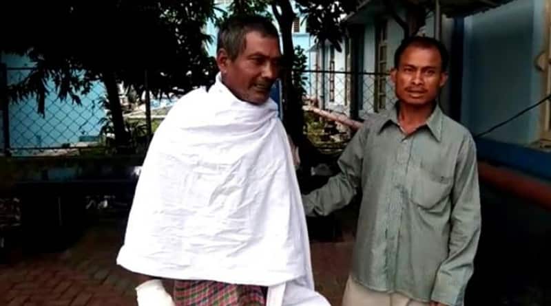 দুর্গাপুজোর চাঁদার টাকা আত্মসাৎ! প্রতিবাদ করায় বৃদ্ধকে কুপিয়ে খুনের চেষ্টা