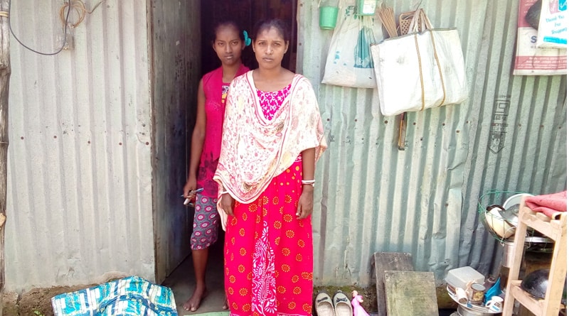 This Family of Balurghat travel 1.5 km just to use toilet