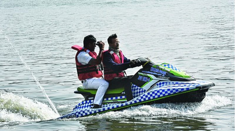 মহালয়ার তর্পণে অঘটন রুখতে গঙ্গায় টহল দেবে ‘জেট স্কি’
