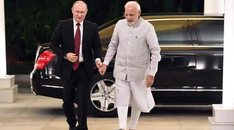 India's Modi meets Russia's Putin, key defense deal likely  