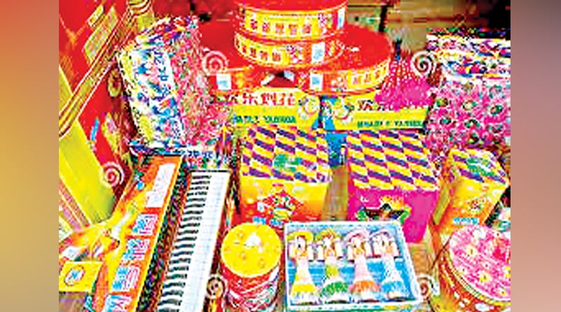 Kolkata police eyes banned crackers ahead of Diwali