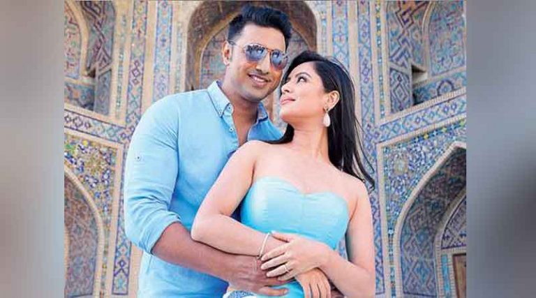কতটা ‘আনলিমিটেড’ ‘হইচই’ করলেন দেব? হলে যাওয়ার আগে জেনে নিন