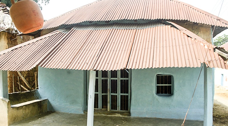 শারদীয়া নয়, লক্ষ্মী-নারায়ণ পুজোয় আনন্দে মাতেন এই গ্রামের বাসিন্দারা